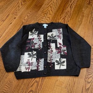 Dressbarn Woman sweater 22